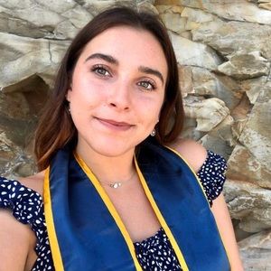 Meet your Posher, Carina